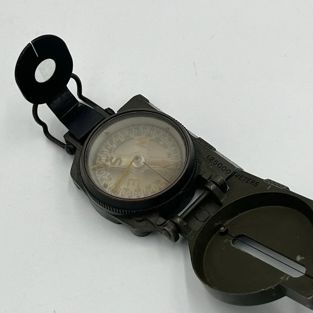 1953 Korean War Lensatic Magnetic Marine Compass Co Pembroke, Mass Marine Corp